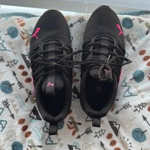 EUC Puma’s for woman